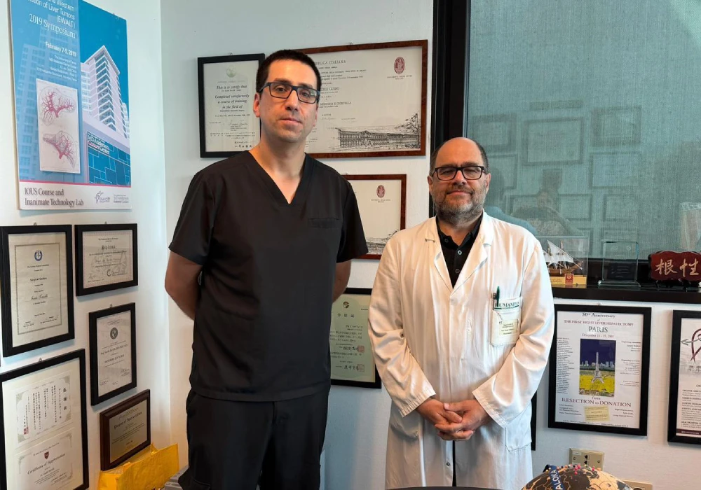 Perfeccionamiento internacional en cirugía hepática en el Hospital de La Serena